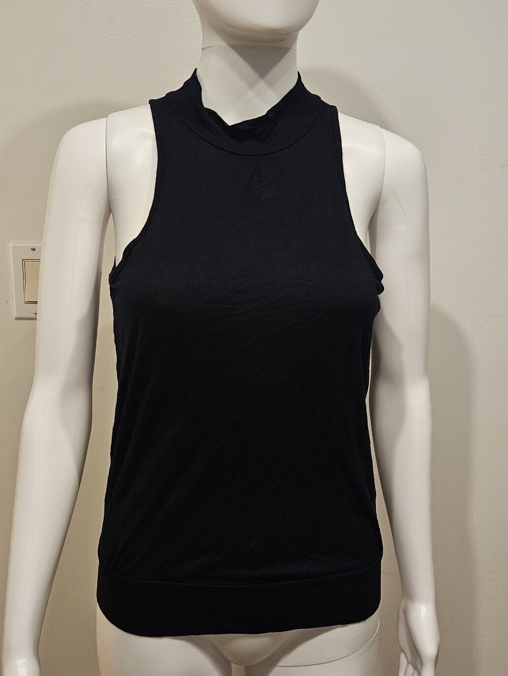 Vintage French Connection Backless Halter Top With Ring Closure